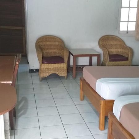 Intan Hotel Purwakarta Exterior photo
